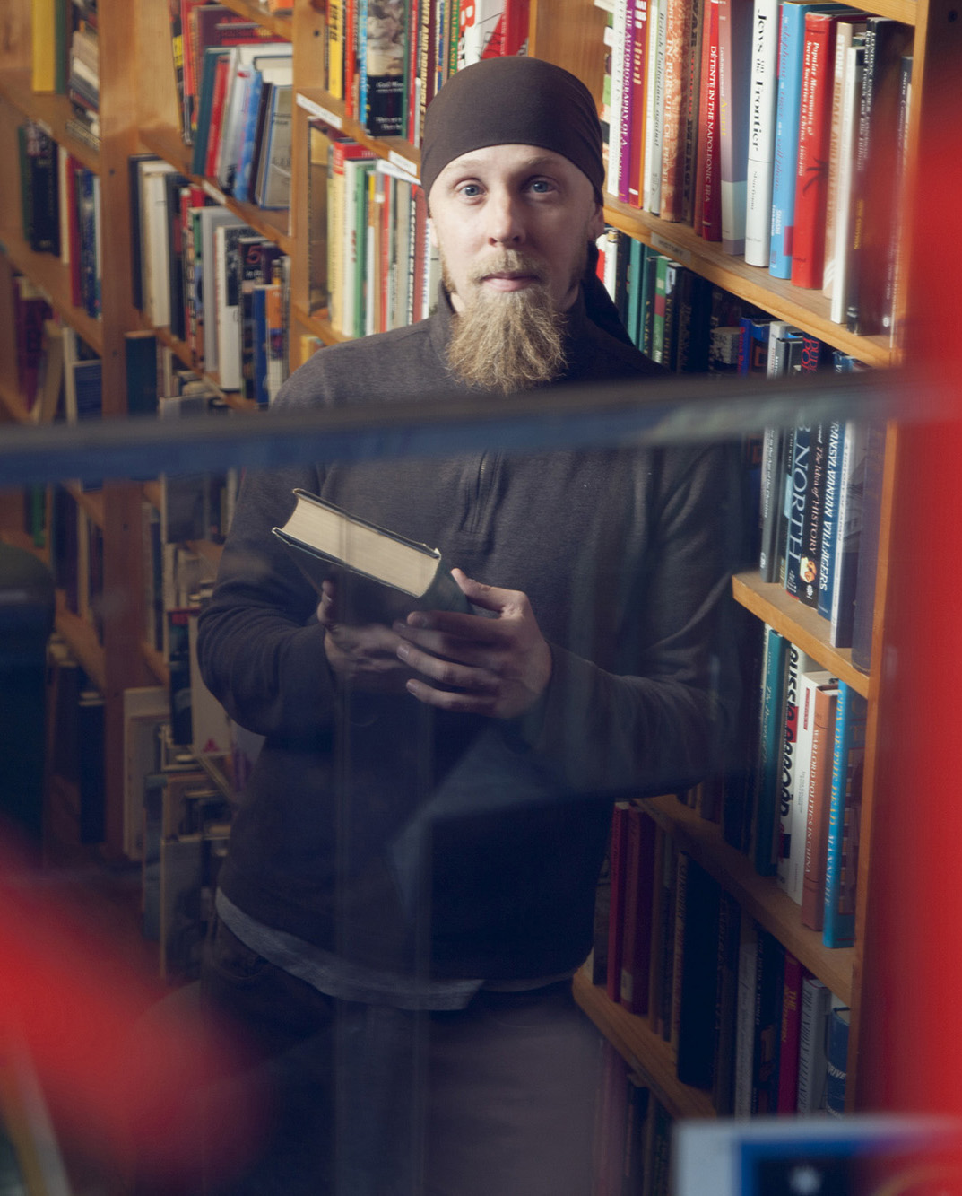 Inteliagentes: Estudiante en la biblioteca.
